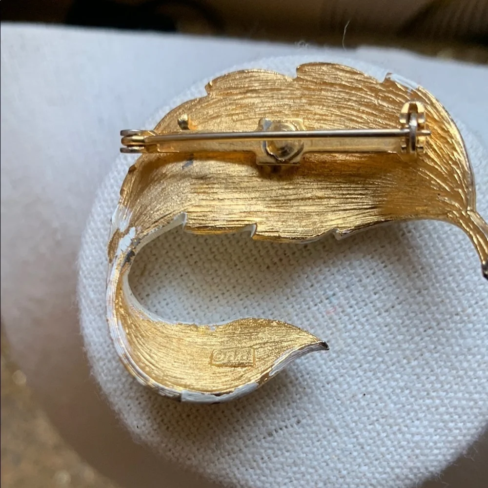 Vintage Signed JJ Gold and Silver Leaf Brooch